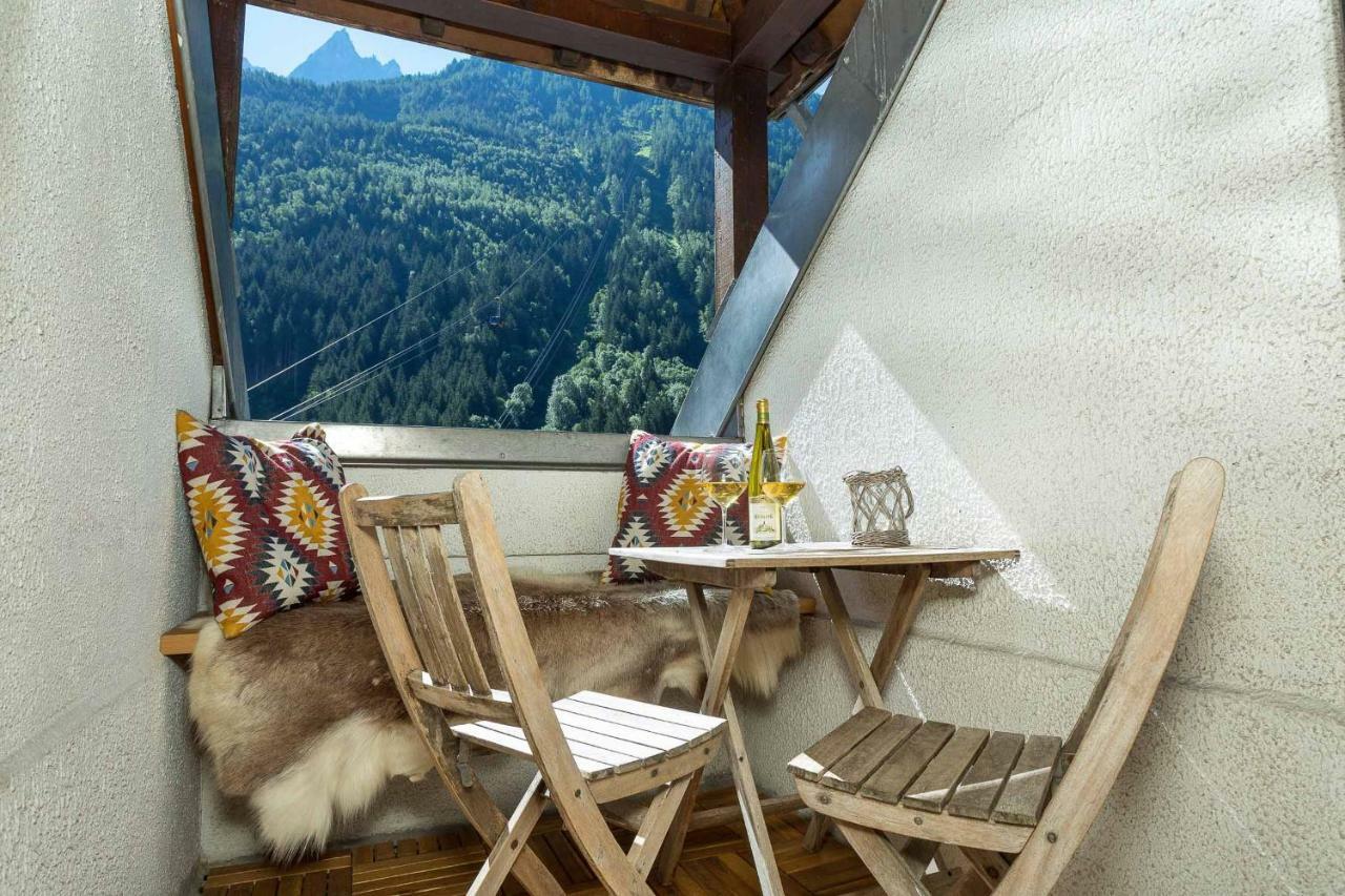 Apartment Midi Loft - A Central Chamonix Mountain Haven Dış mekan fotoğraf